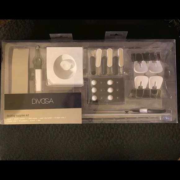 Black & White Desk Set - Picture 2 of 3